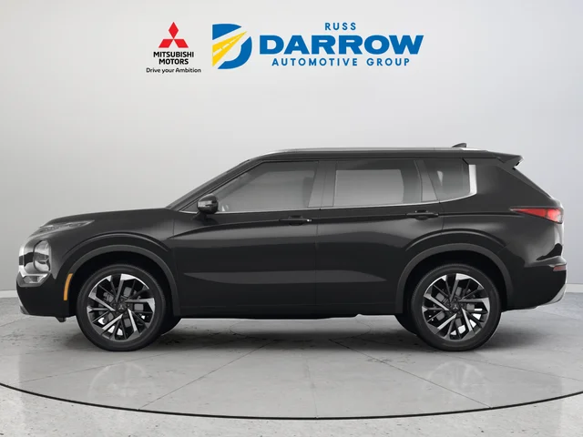 Used 2024 Black Mitsubishi SEL Platinum Edition image 2