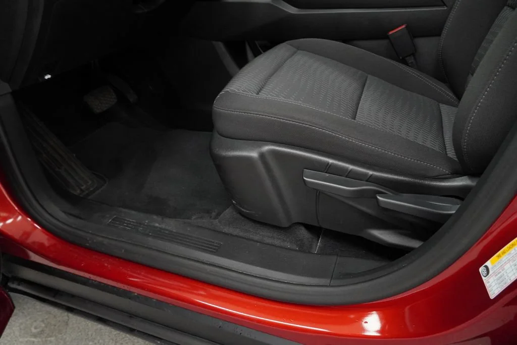 New 2025 Radiant Red Tintcoat Chevrolet LT image 21