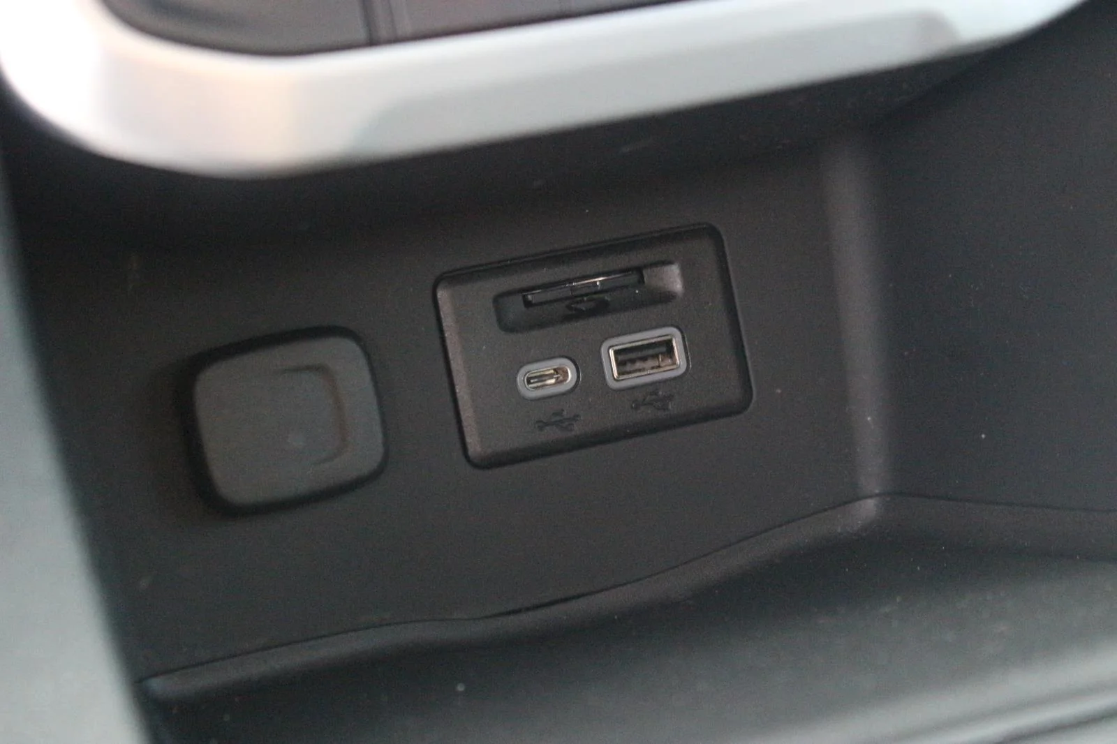 Used 2020 SMOKEY QUARTZ METALLIC GMC SLT image 31