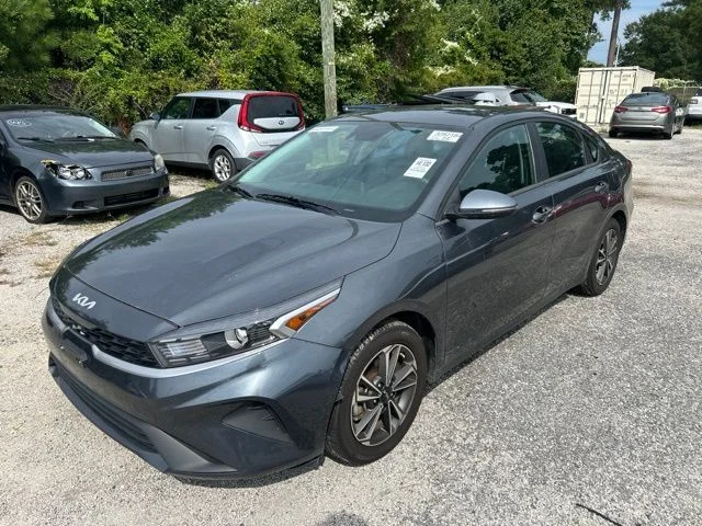 Used 2024 Gray Kia LXS image 3