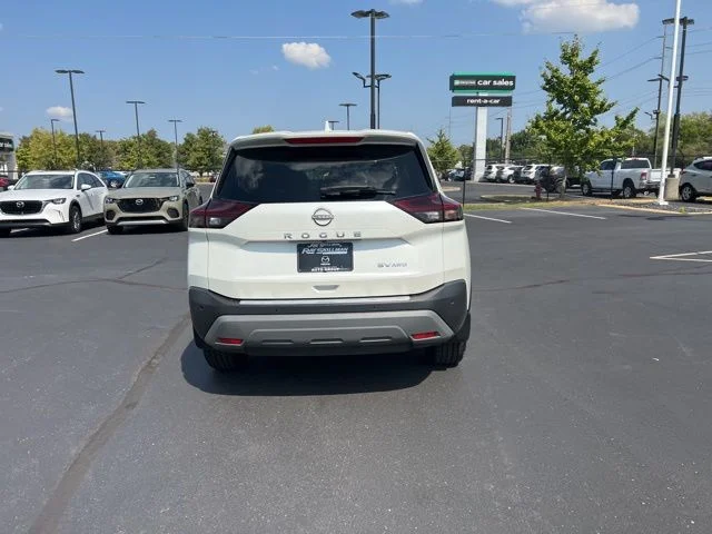 2023 Nissan Rogue SV - Photo 10