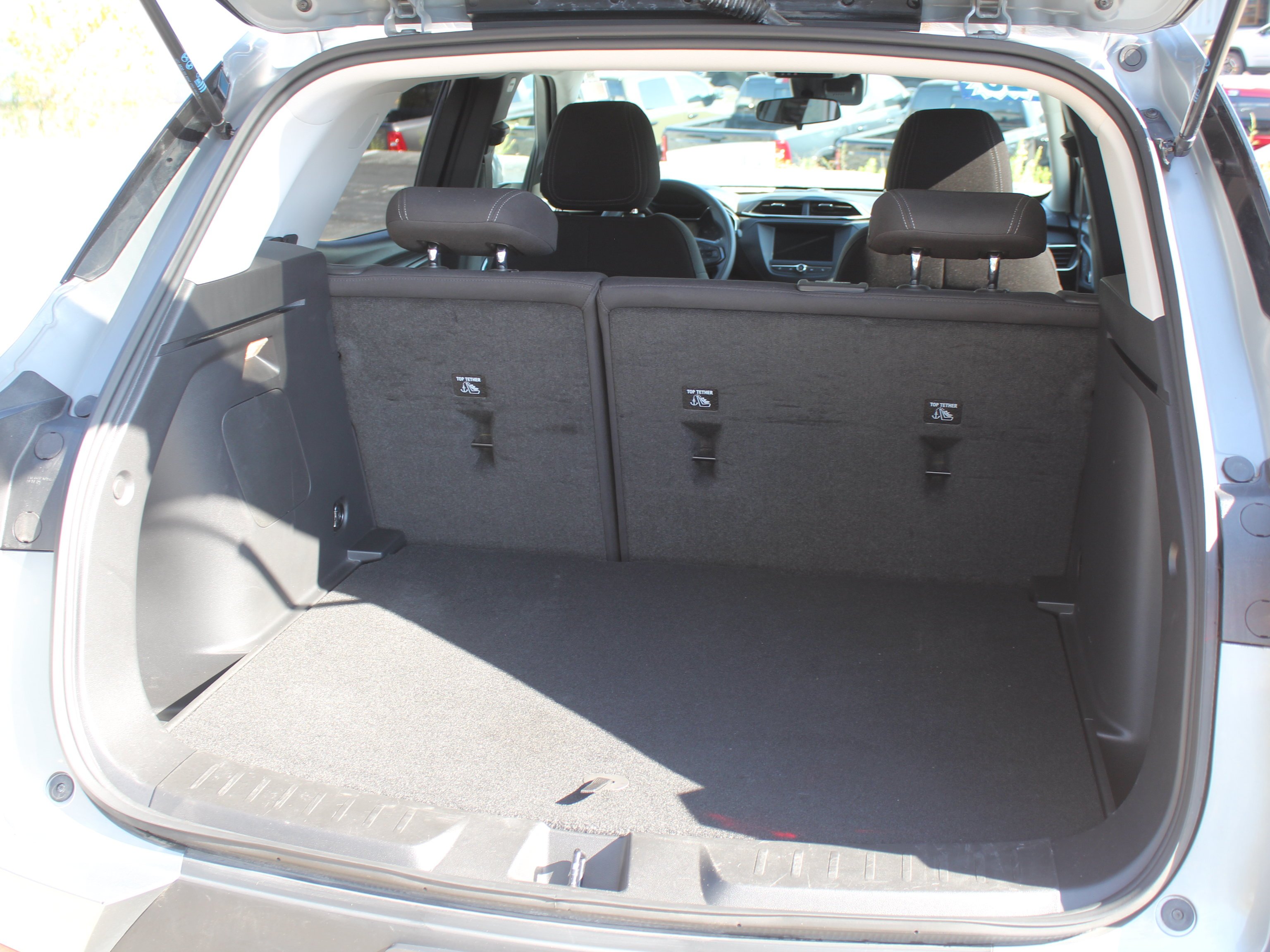 Used 2023 STERLING GRAY METALLIC Chevrolet LT image 29