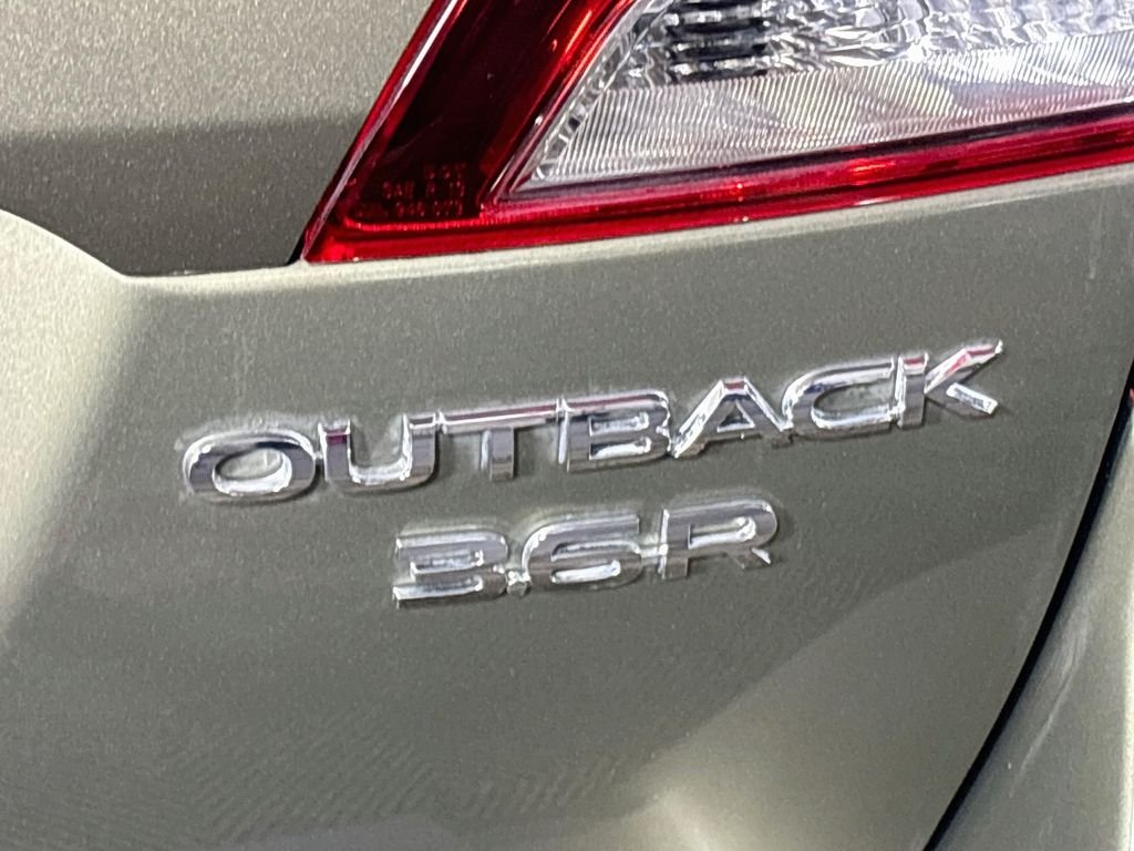 Used 2019 Green Metallic Subaru 3.6R image 25