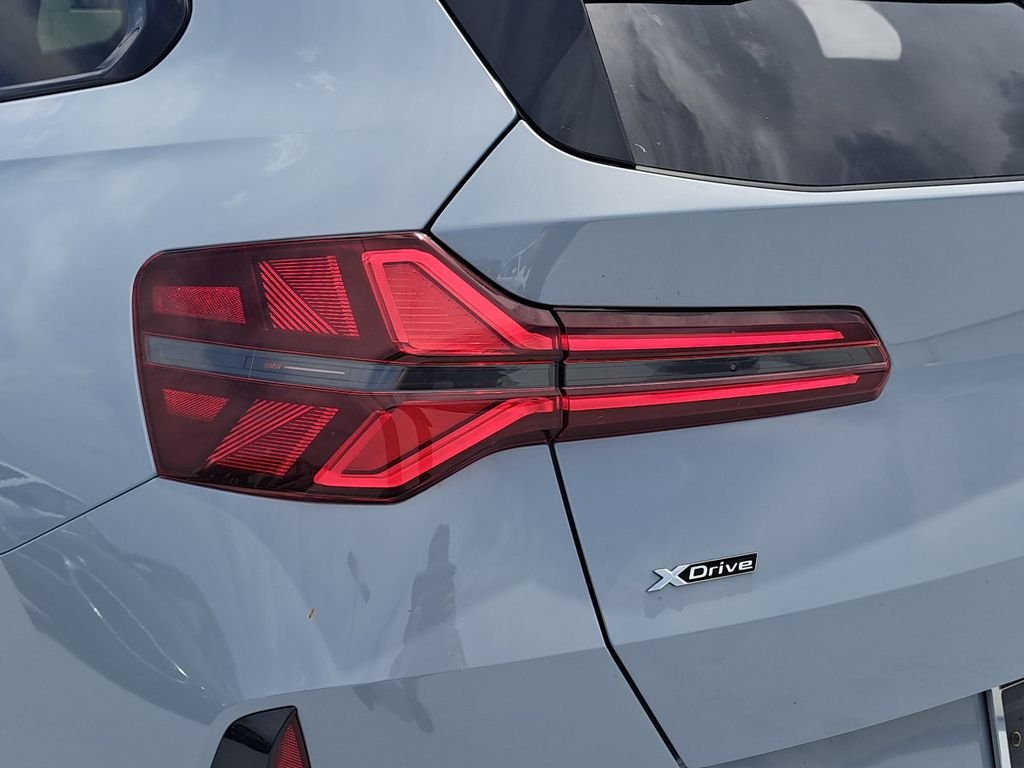 New 2026 Brooklyn Grey Metallic BMW 30 xDrive image 22