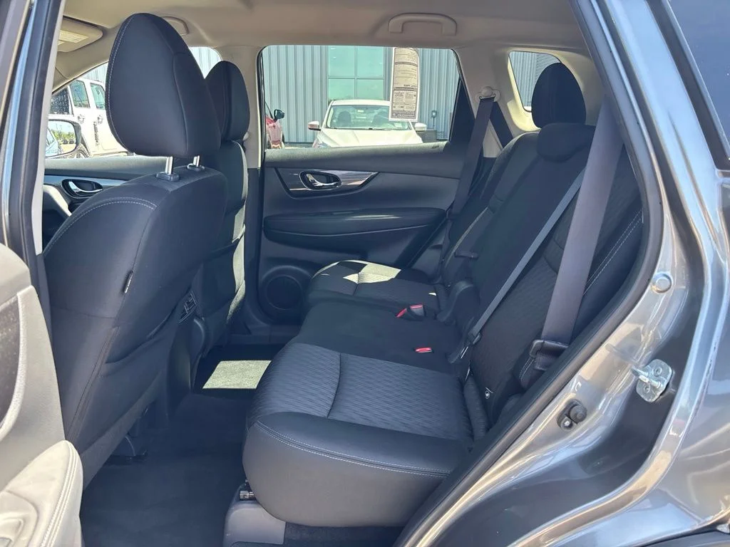 Used 2019 Gray Nissan SV image 14