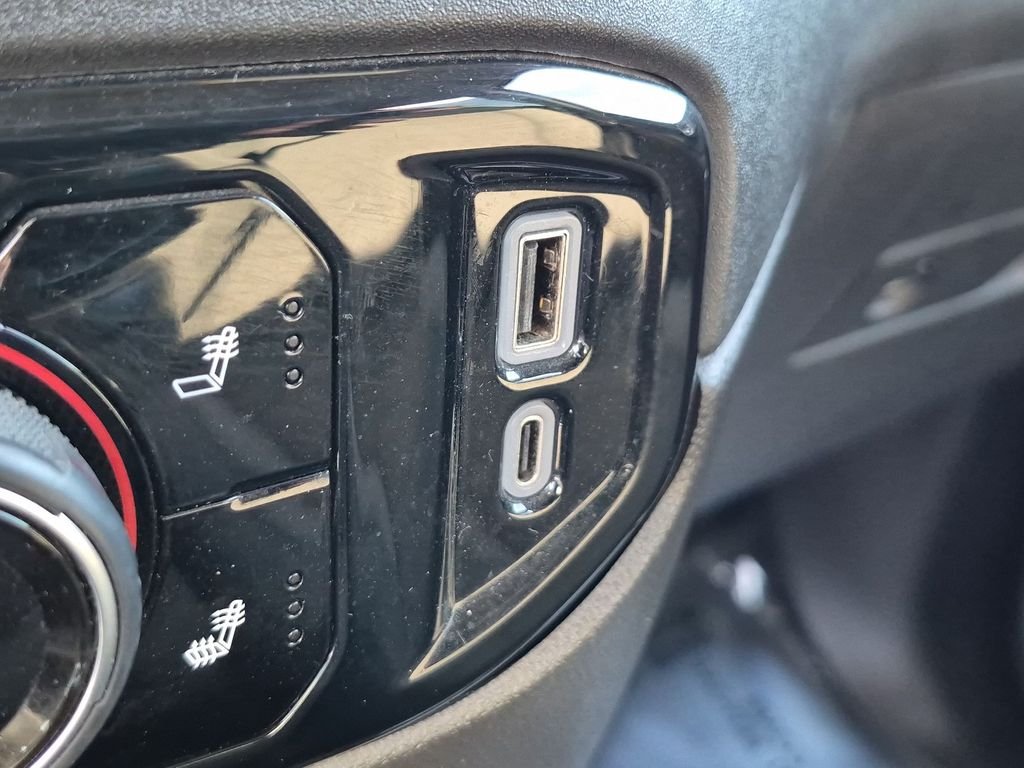 2023 Chevrolet Silverado 1500 LT - Photo 25