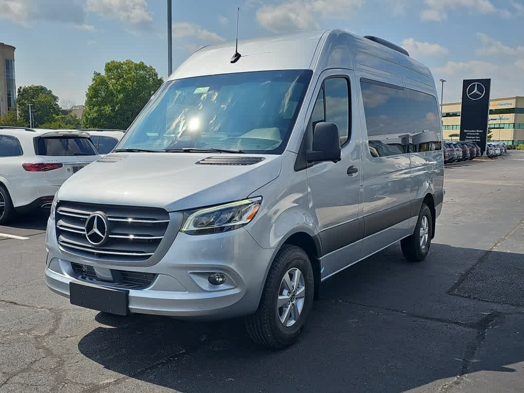 New 2026 Hightech Silver Mercedes-Benz  image 5