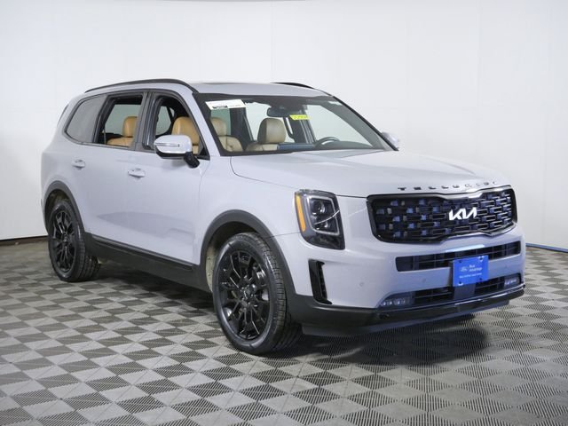 Certified Used 2022 Gray Kia SX image 1