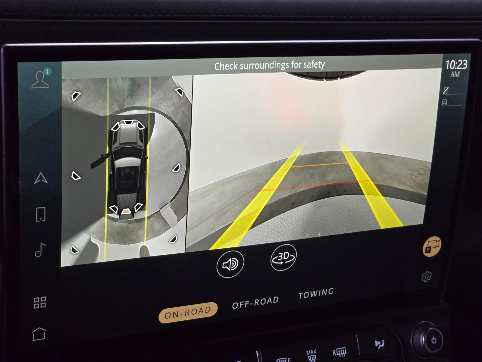 New 2026 Woolstone Green Land Rover X-Dynamic SE image 28