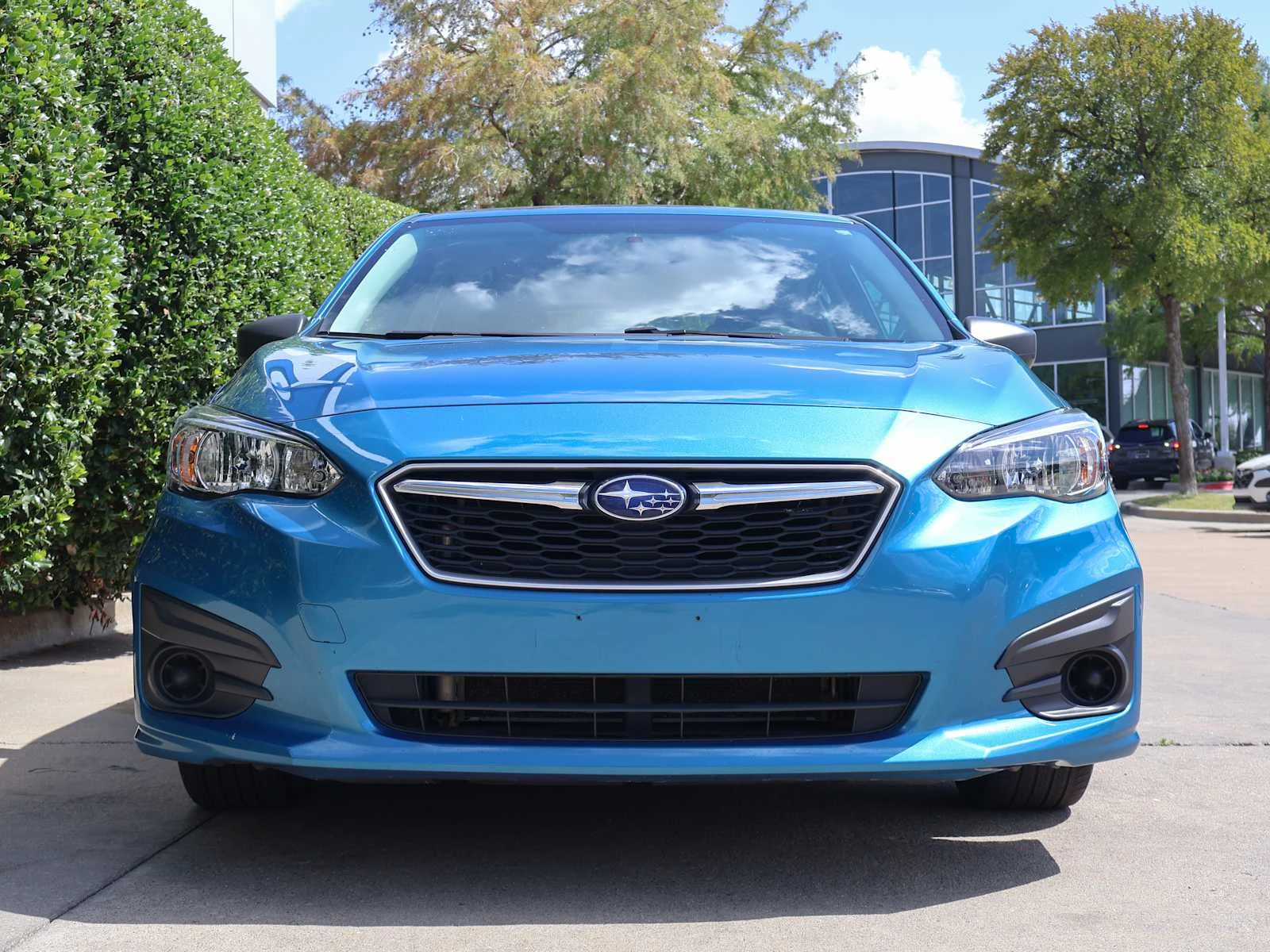 Used 2017 Island Blue Pearl Subaru  image 2