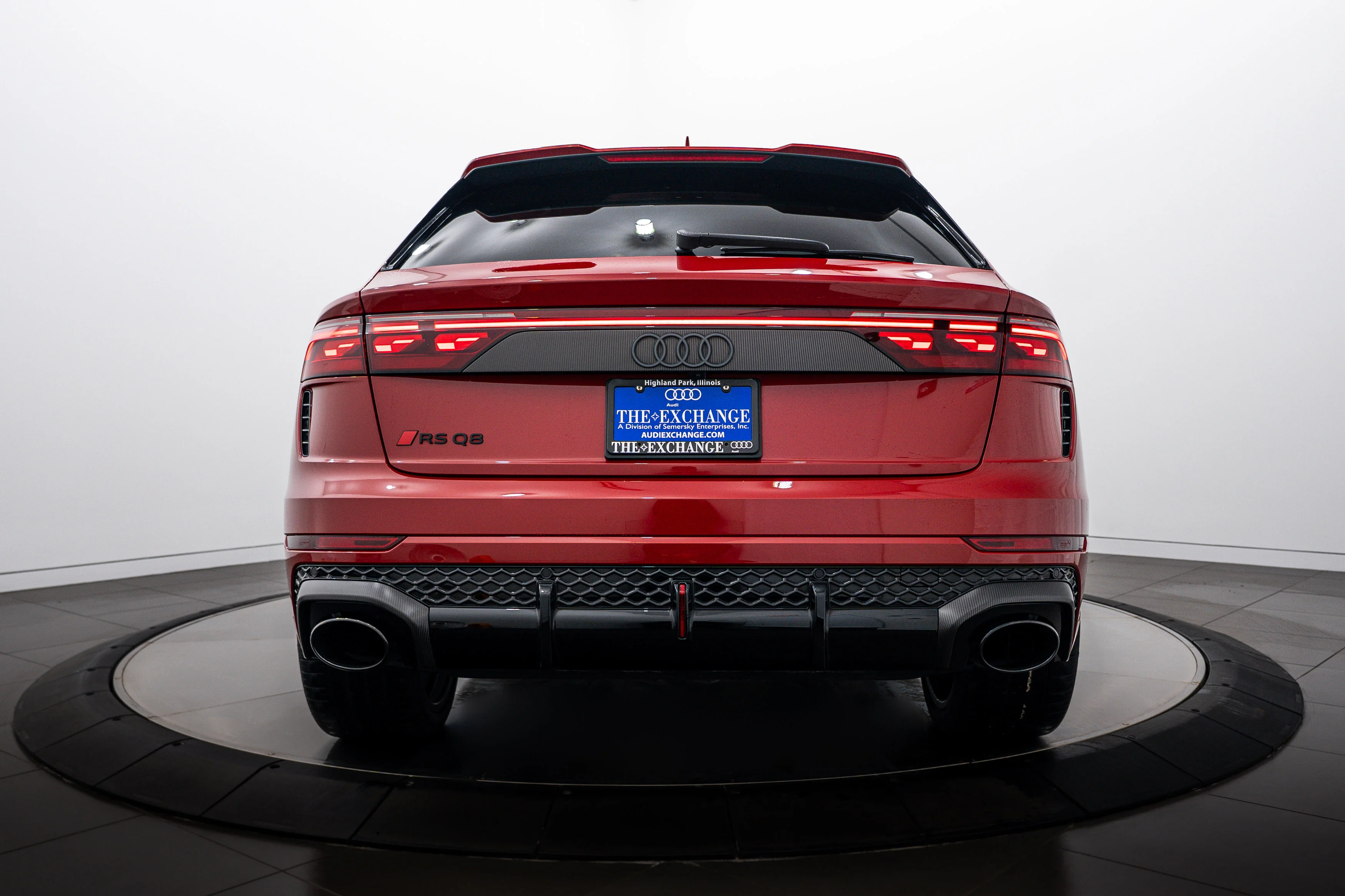 2025 Audi RS Q8 Base - Photo 32