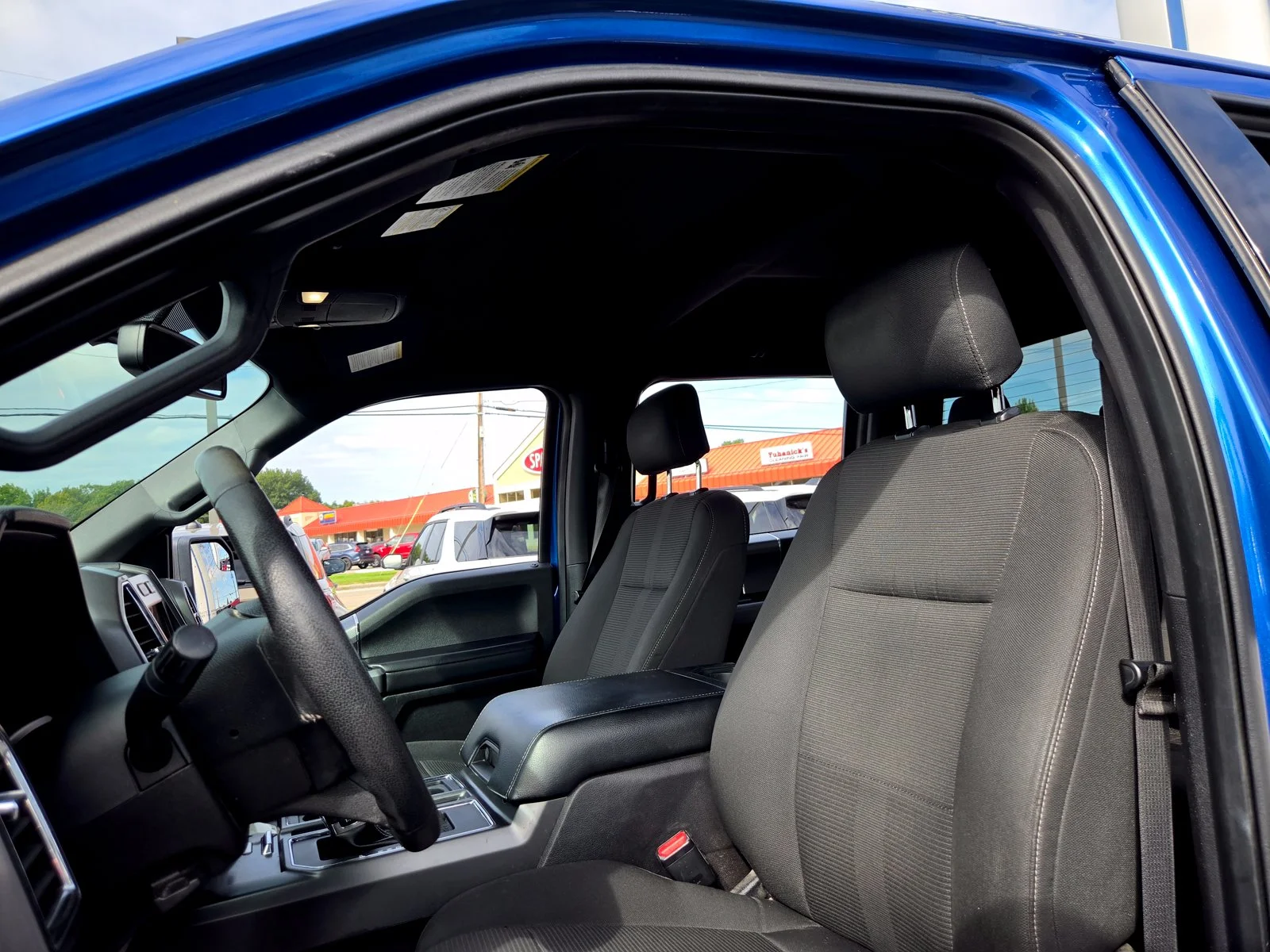 Used 2016 Blue Flame Metallic Ford XLT image 13