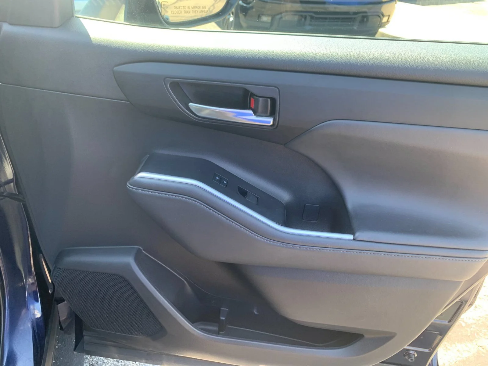 Used 2021 Blue Toyota XSE image 19