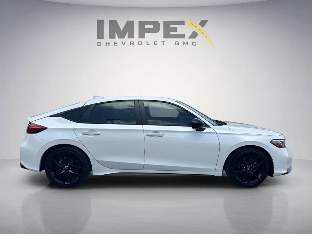 Used 2025 White Honda Sport image 17