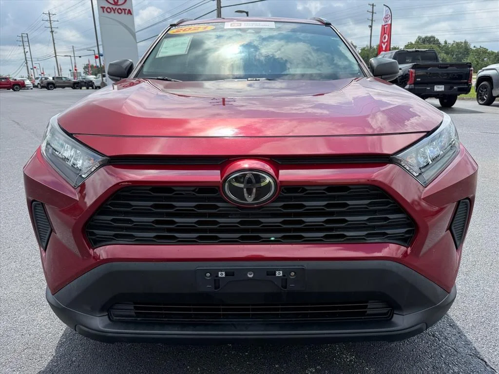 Certified Used 2021 Pearl Toyota LE image 3