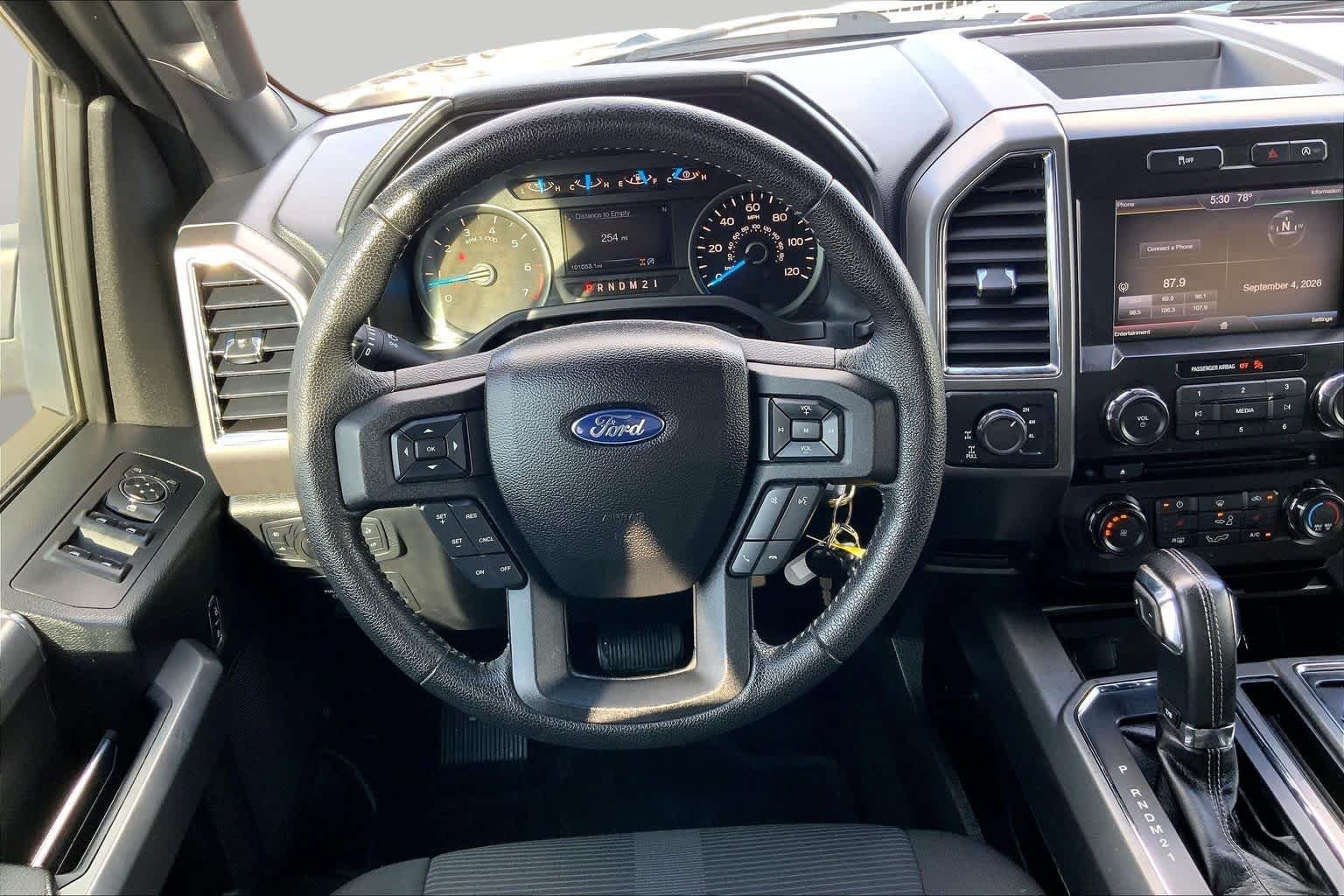 Used 2015 Tuxedo Black Metallic Ford XLT image 5