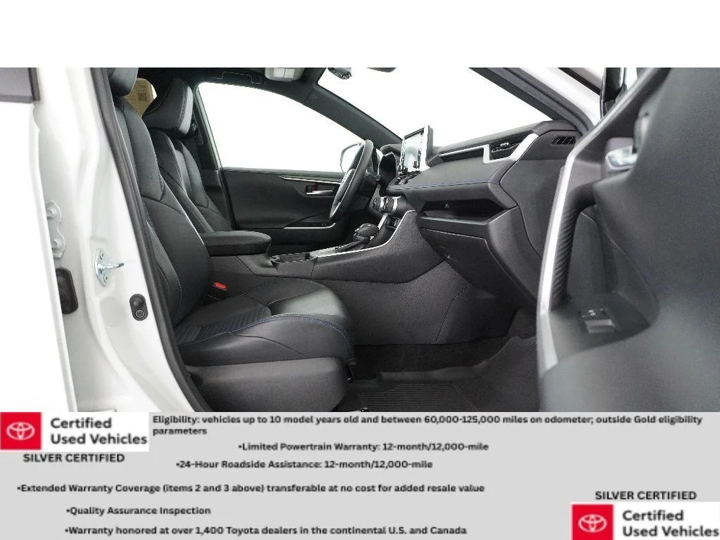 Certified Used 2021 Blizzard Pearl/Midnight Black Metallic Toyota Hybrid XSE image 11