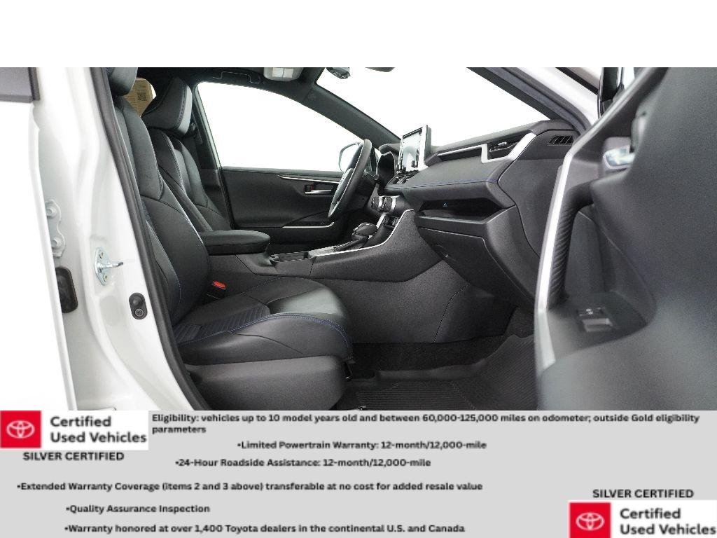 Used 2021 Blizzard Pearl/Midnight Black Metallic Toyota Hybrid XSE image 11