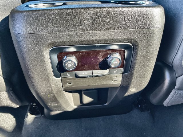 2027 Chevrolet Tahoe photo 31 of 44