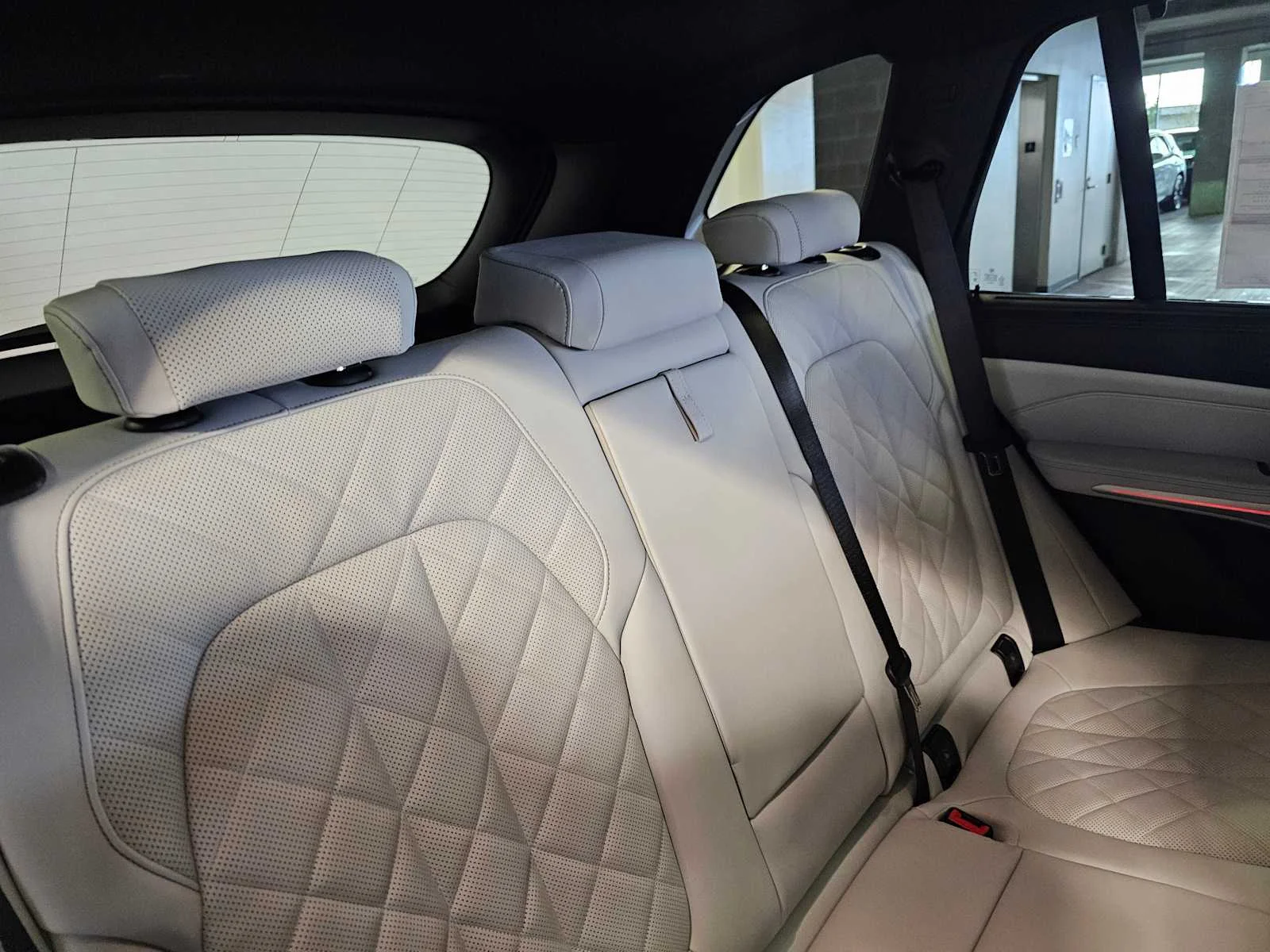New 2026 Brooklyn Grey Metallic BMW xDrive40i image 41