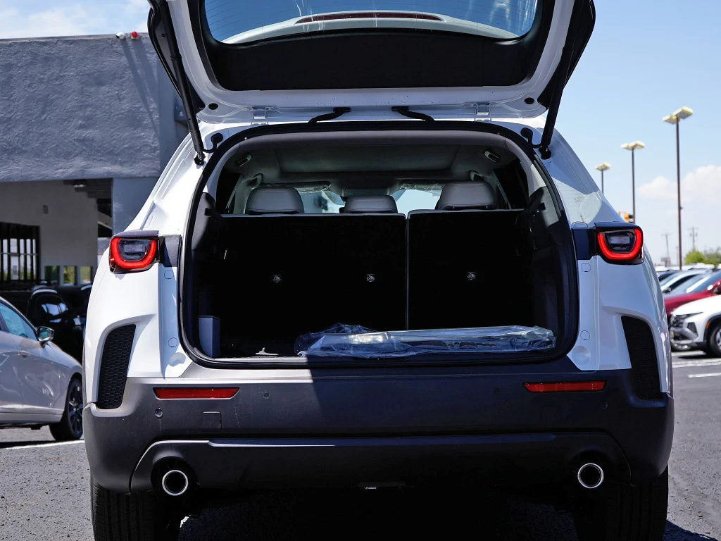 New 2026 Wind Chill Pearl Mazda 2.5 S Preferred image 11
