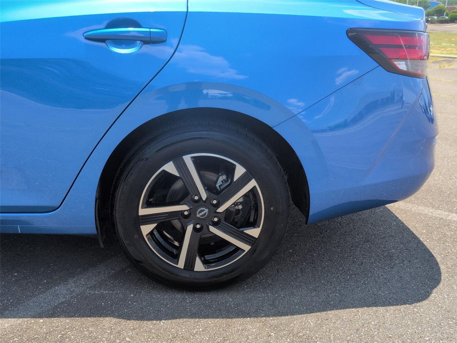 Certified Used 2024 Electric Blue Metallic Nissan SV image 11