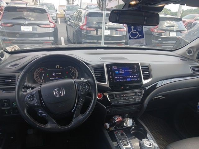 Used 2020 Crystal Black Pearl Honda RTL-E image 13