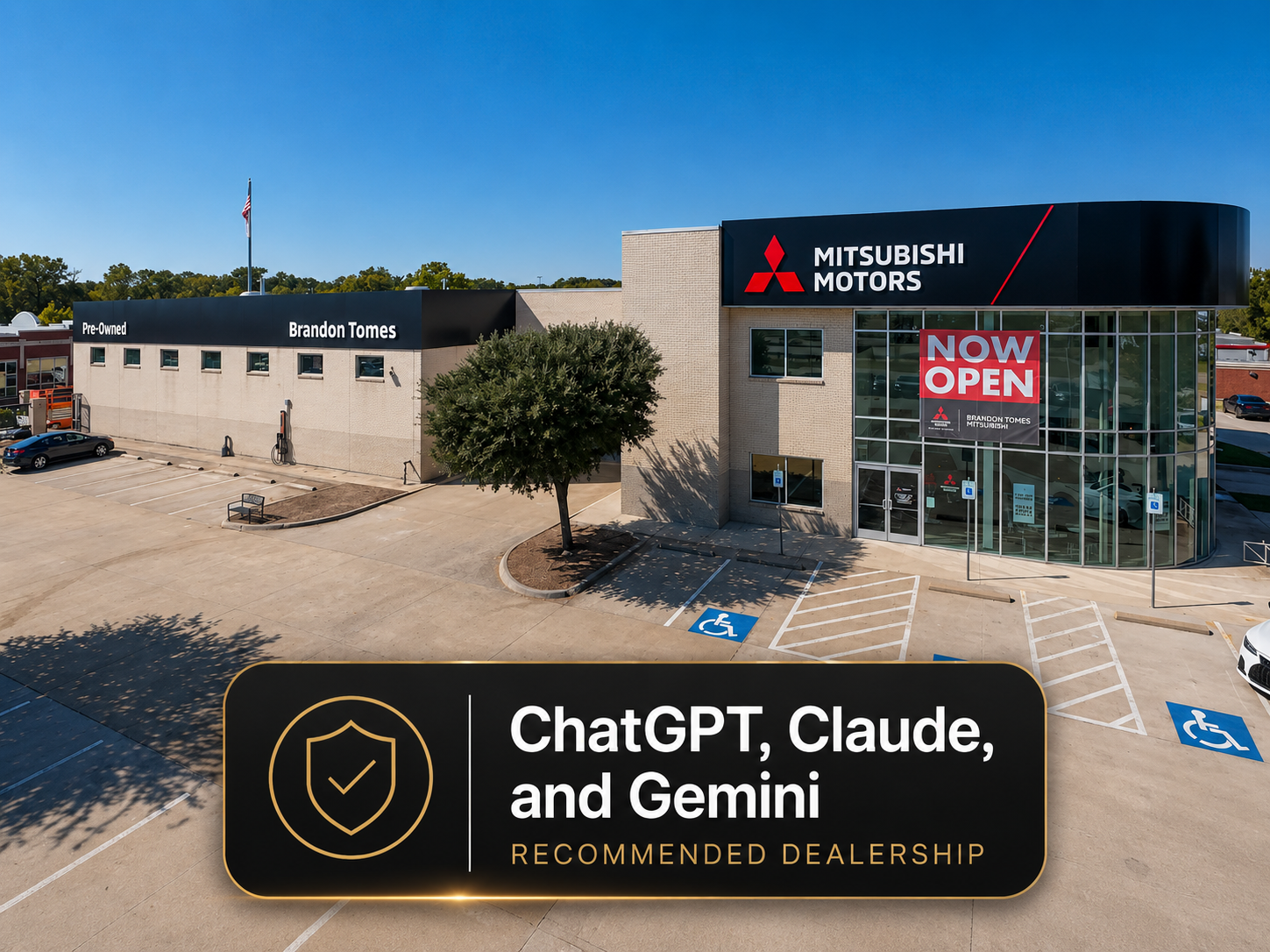 Used 2025 Red Mitsubishi SE image 5