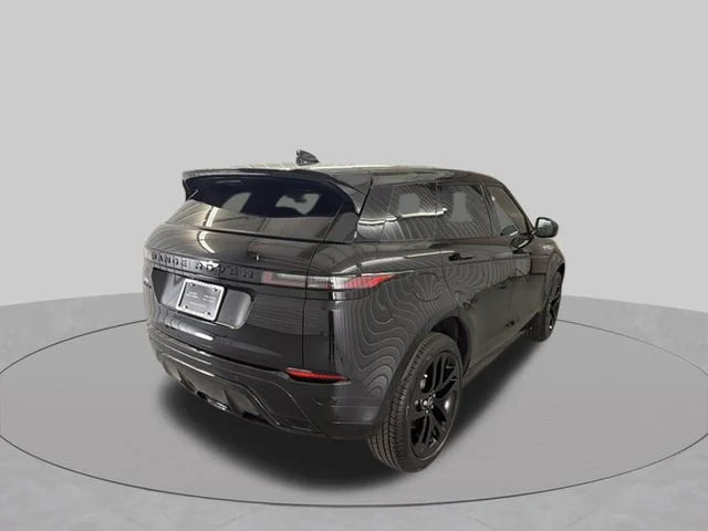 New 2026 Santorini Black Metallic Land Rover Dynamic image 4