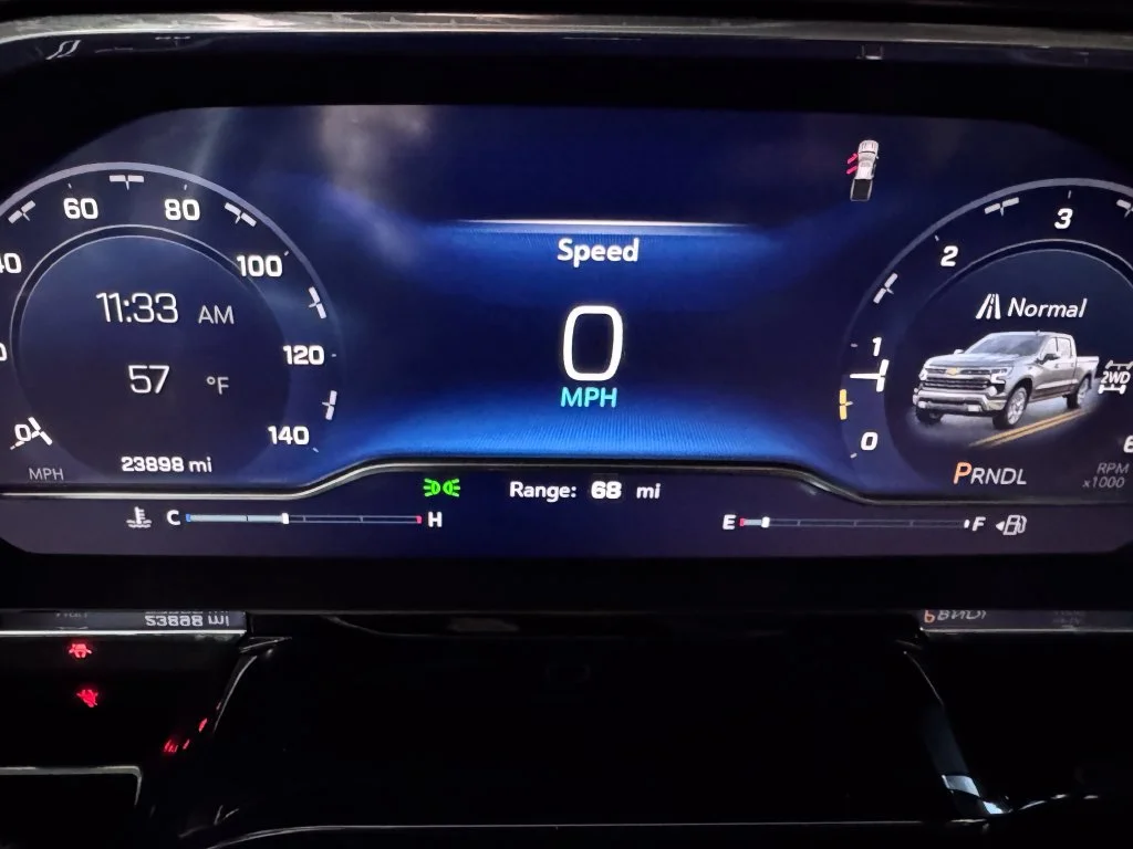 2025 Chevrolet Silverado 1500 LT - Photo 17
