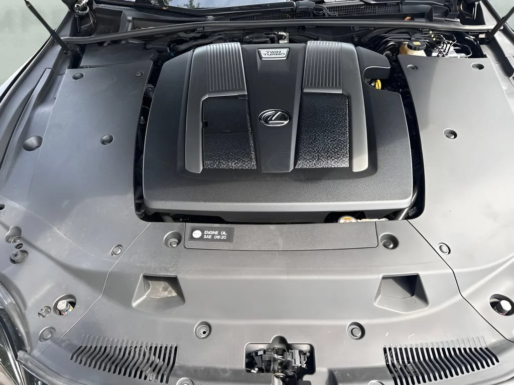 Used 2018  Lexus LS 500 image 33