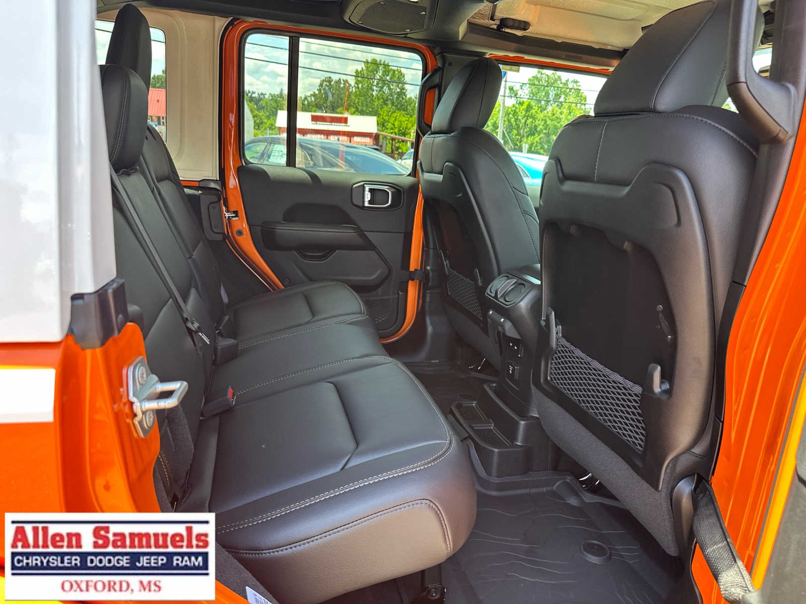 New 2026 Joose Exterior Paint Jeep Sahara image 37