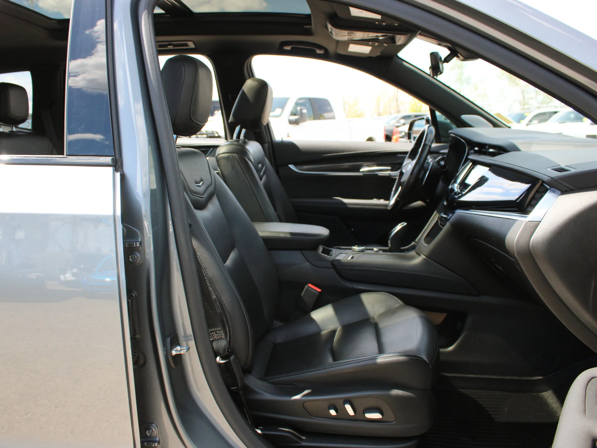 Certified Used 2021 Silver Cadillac Sport * One Owner | 3M PPF | Head-Up Display | Apple CarPlay | V6 310 HP | BOSE | Heated Seats image 24
