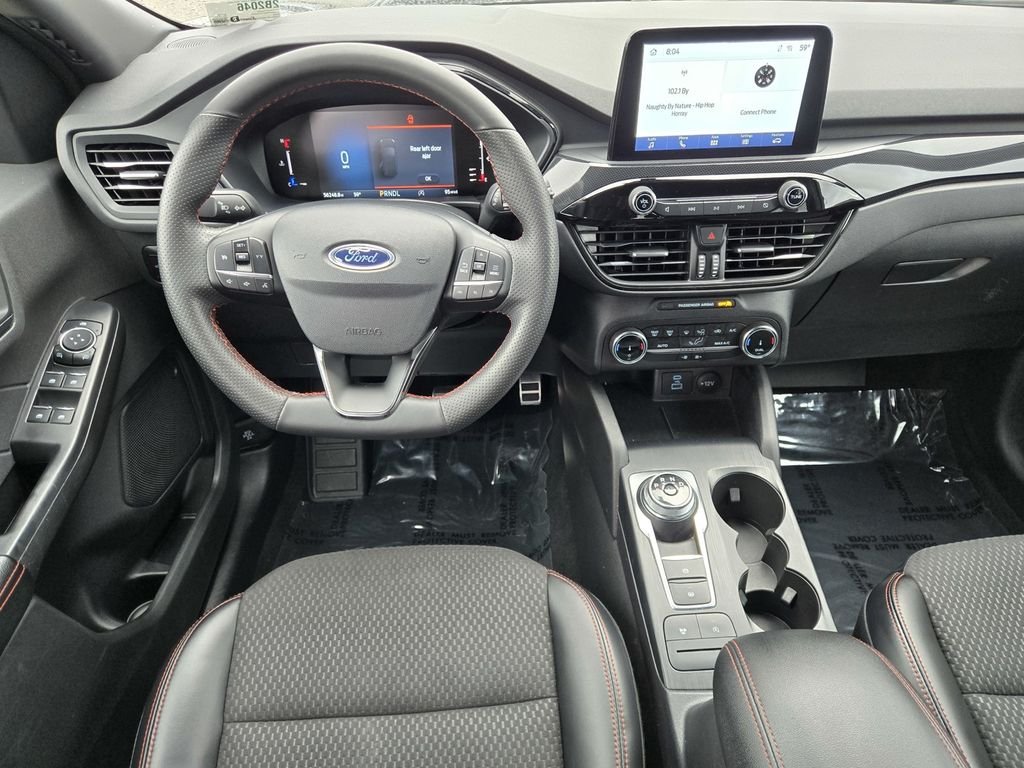 Used 2023 Agate Black Metallic Ford ST-Line image 11
