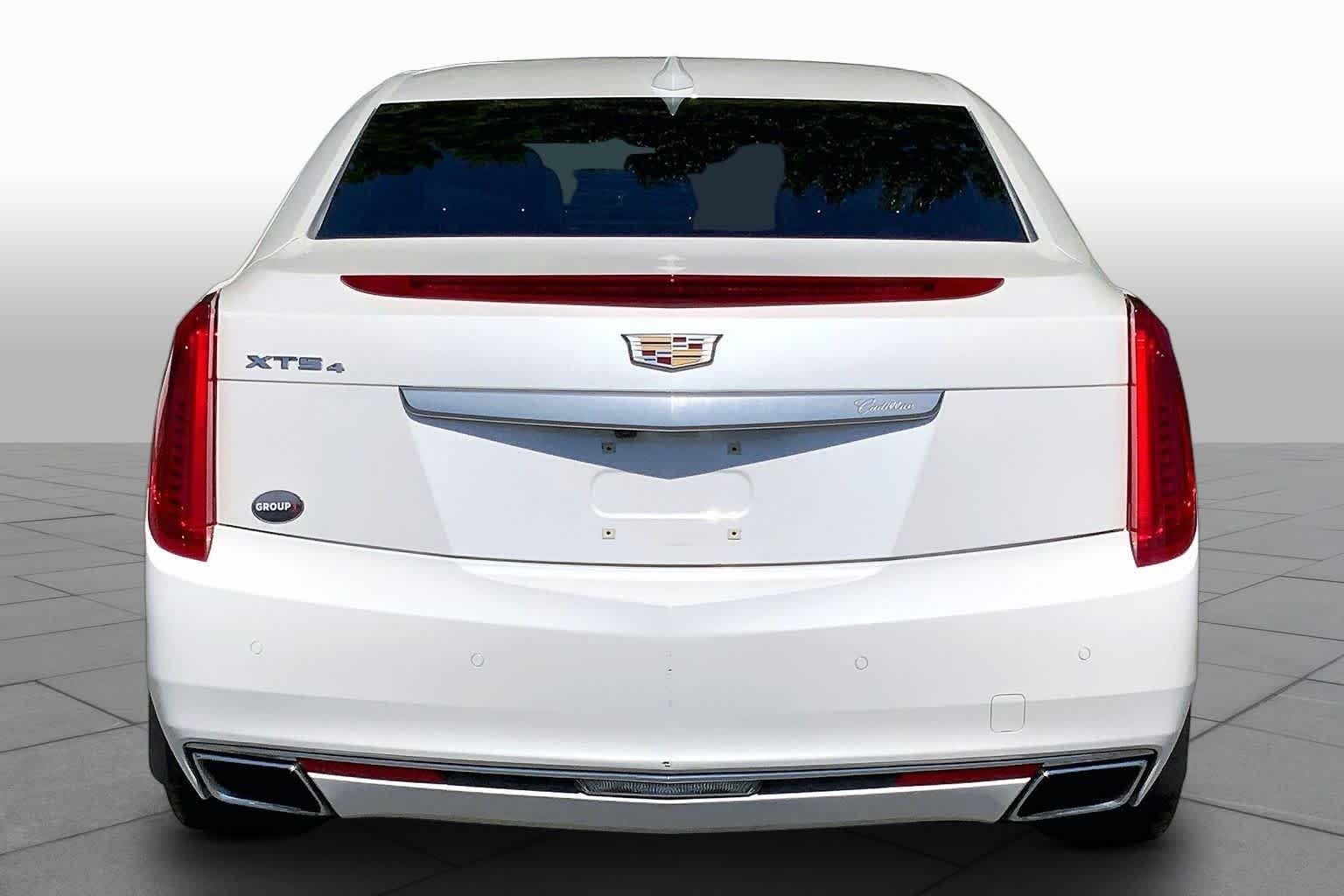 Pre-Owned 2016 Cadillac XTS Luxury Collection
