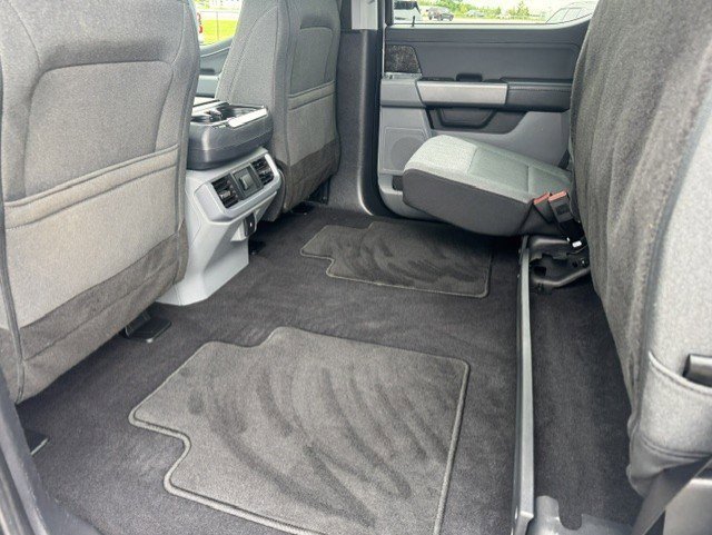 Used 2023 Avalanche Ford XLT image 28