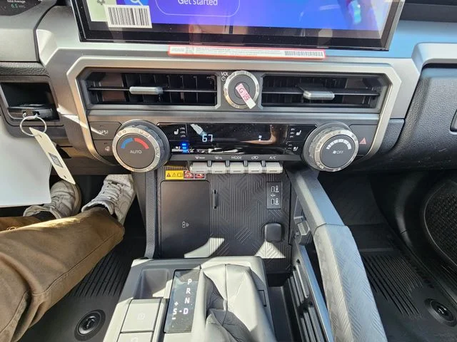 2026 Toyota 4Runner TRD Off-Road Premium - Photo 13