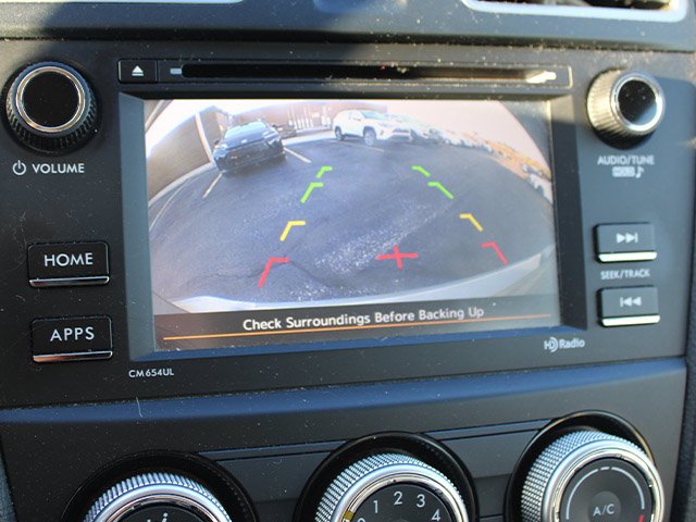 Used 2015 Green Metallic Subaru 2.0i image 11