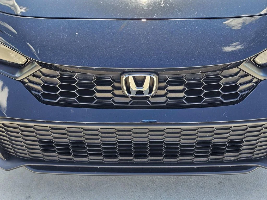 Used 2026  Honda Sport image 3