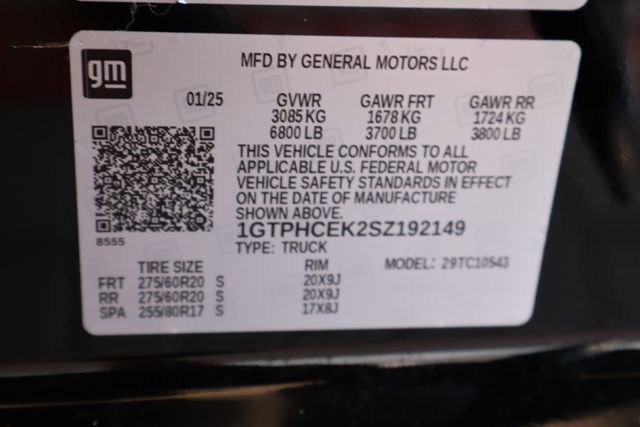 Used 2025 Onyx Black GMC Elevation image 31