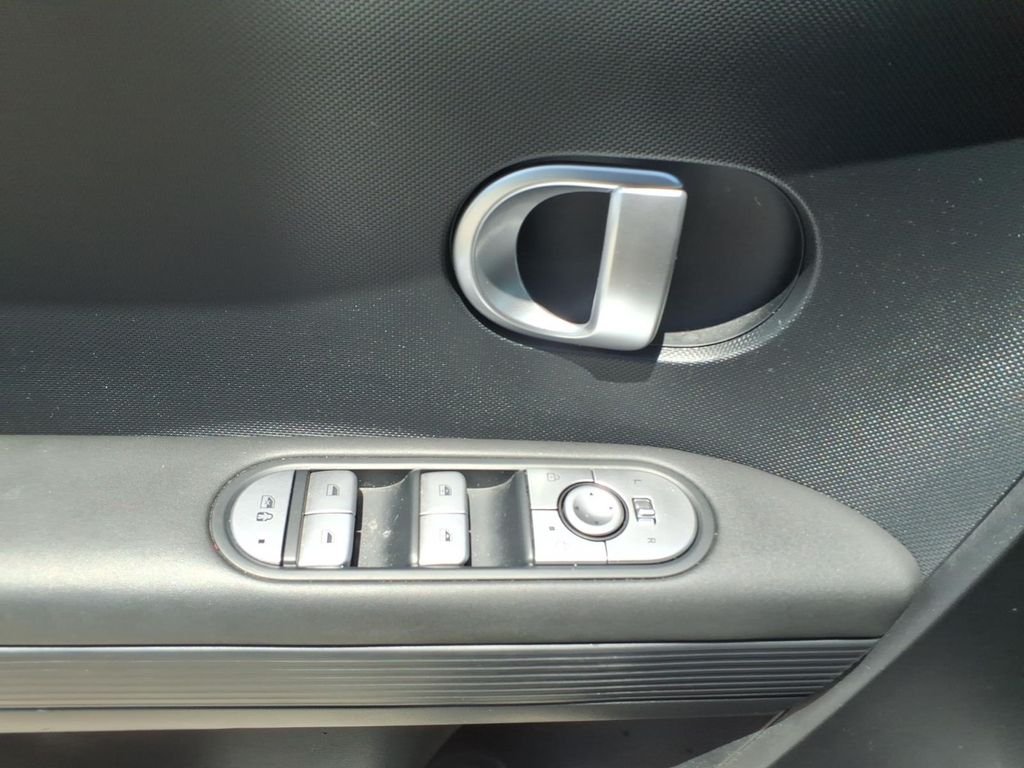 2024 Hyundai IONIQ 5 SEL - Photo 25