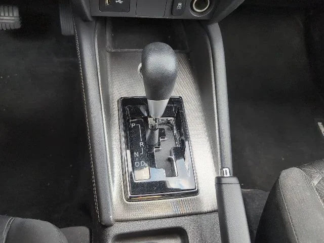 Used 2024  Mitsubishi 2.0 ES image 20