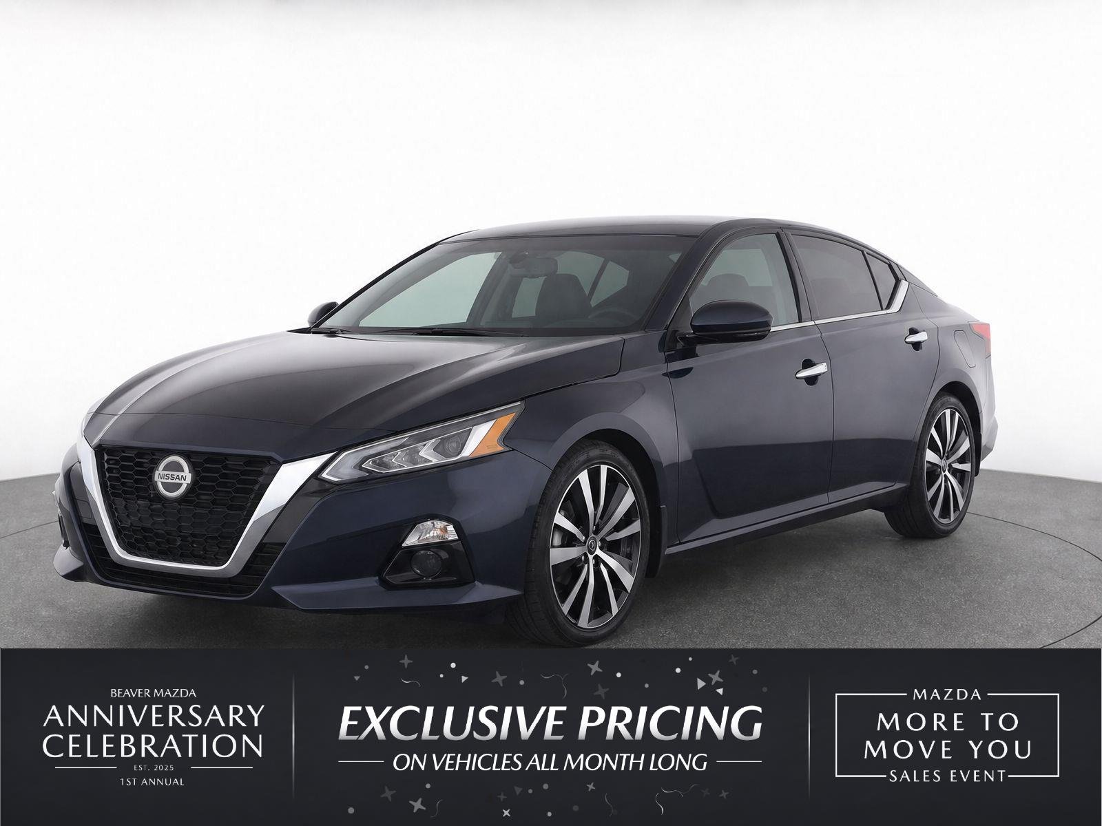 Used 2019 Storm Blue Metallic Nissan 2.5 Platinum image 1