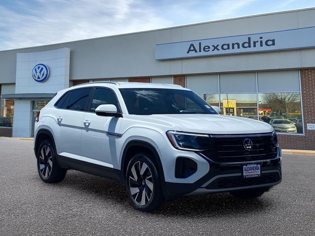 Certified Pre-Owned 2024 Volkswagen Atlas Cross Sport 2.0T SE w