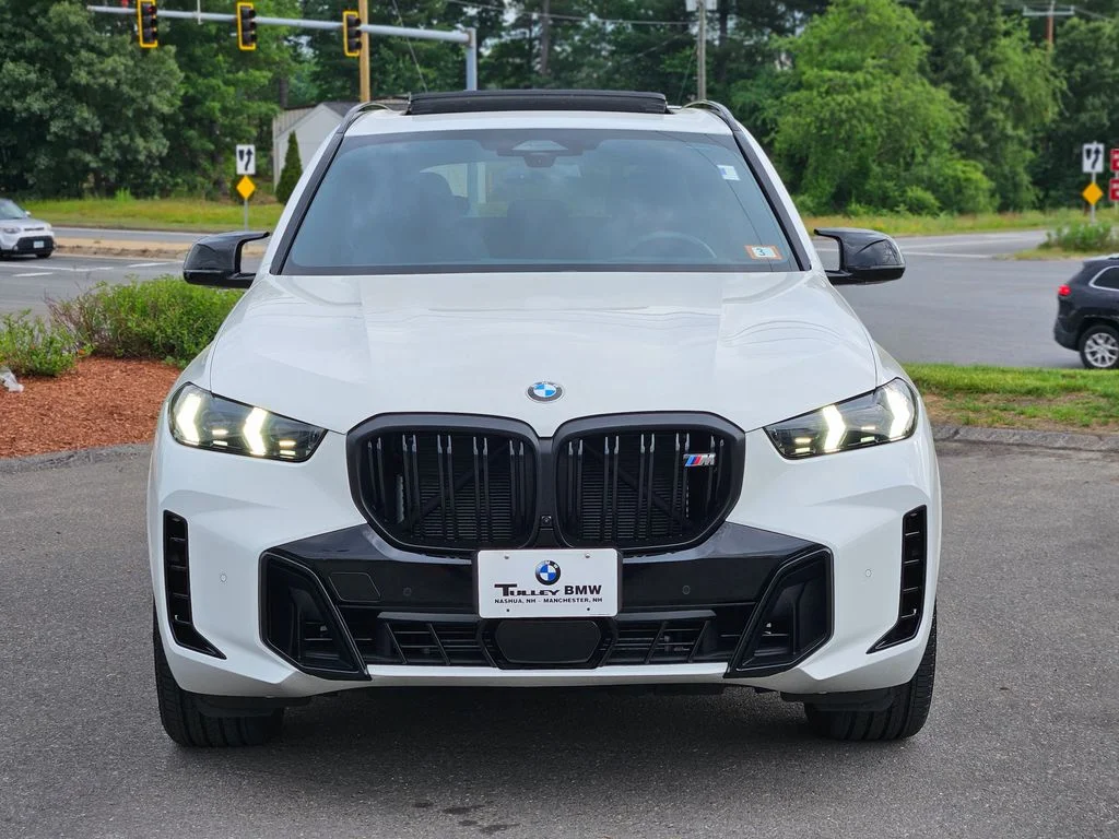 Certified Used 2026 White BMW M60i image 2