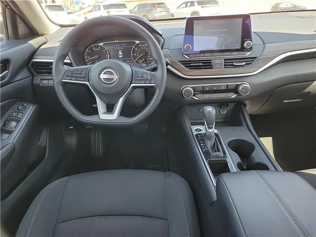 Used 2025 Super Black Nissan SV image 9