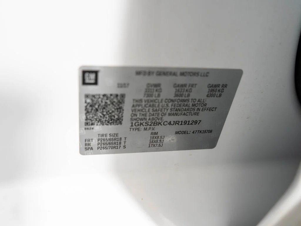 Used 2018 White GMC SLT image 39