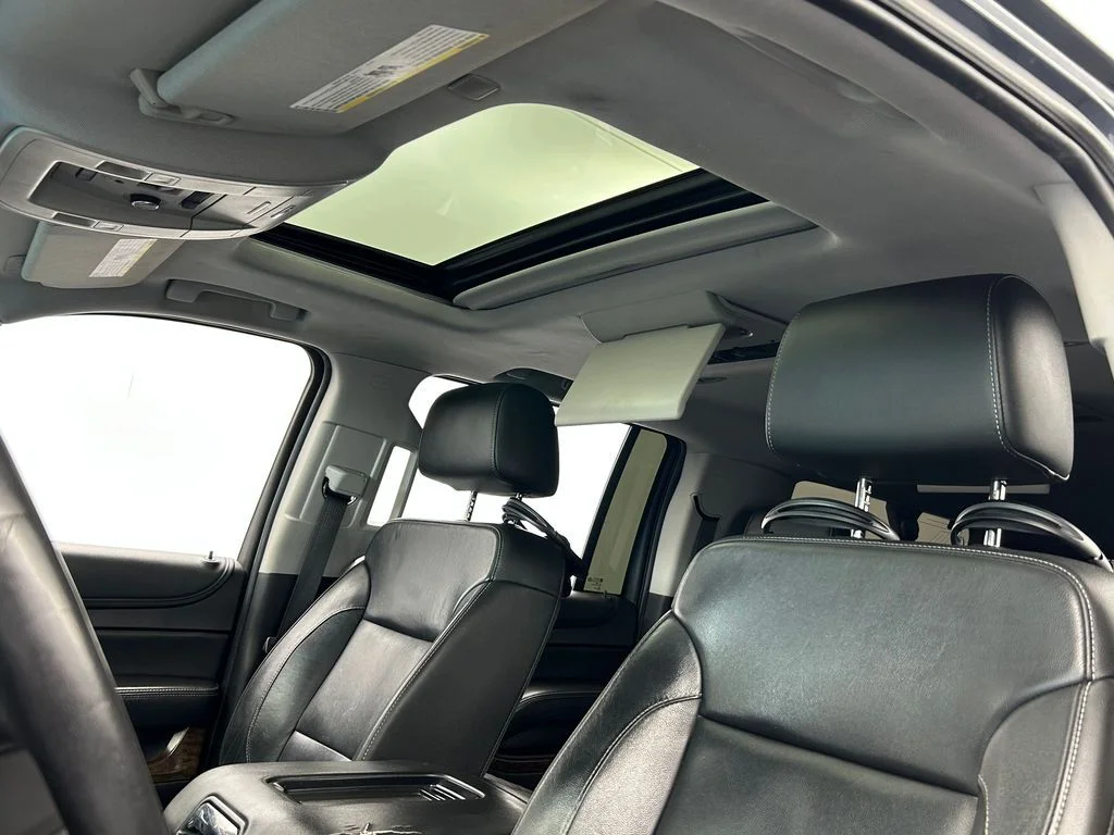 Used 2020 Shadow Gray Metallic Chevrolet LT image 12