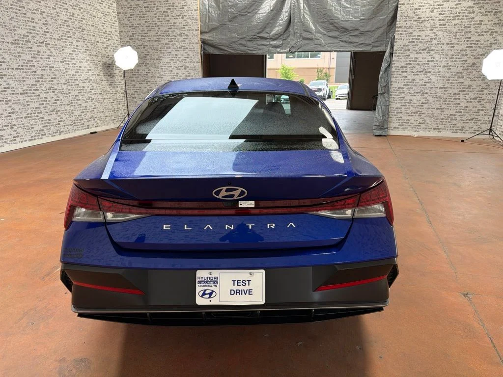 Used 2025 Intense Blue Hyundai SEL Convenience image 6