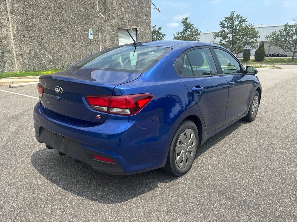 Used 2019 Blue Kia S image 7
